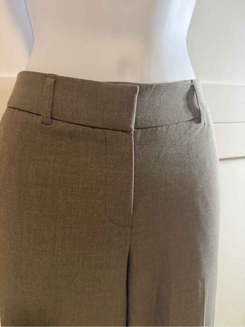 Tahari Olive Green Tailored Dress Pants - Picture 4 of 10